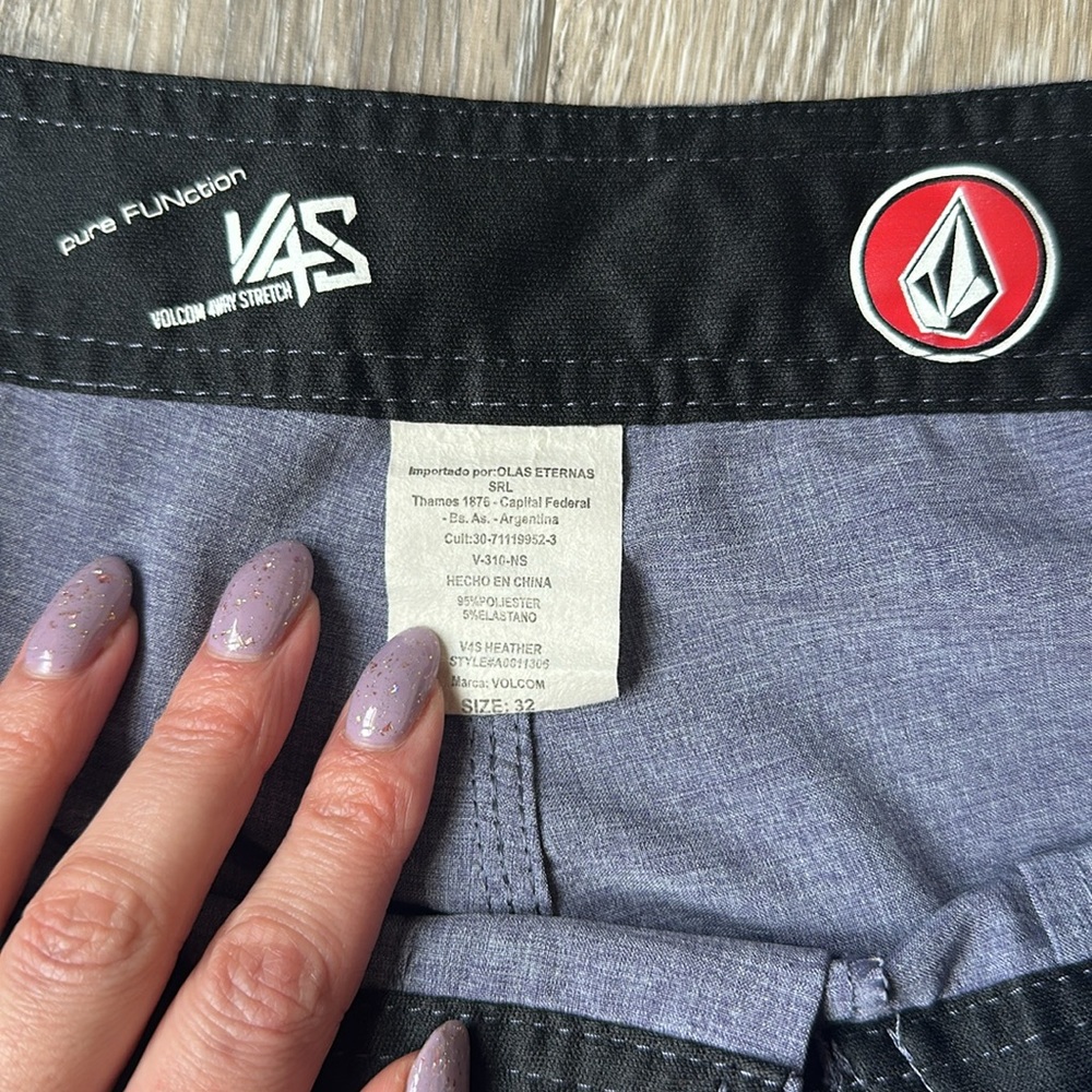 Volcom Swim Trunks - Picture 2 of 6